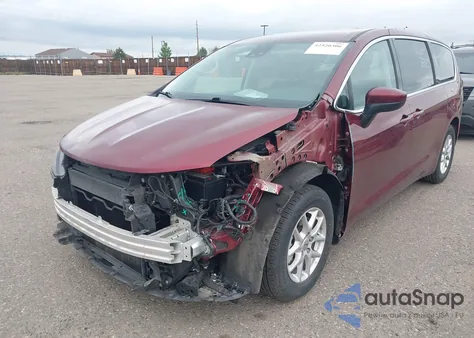 2023 Chrysler Voyager Lx z USA, uszkodzony, nr VIN 2C4RC1CG3PR535076